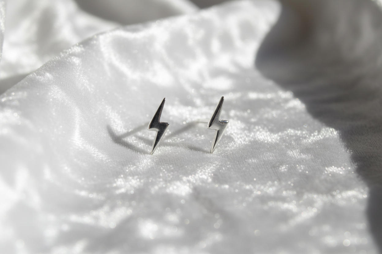 Zues Studs