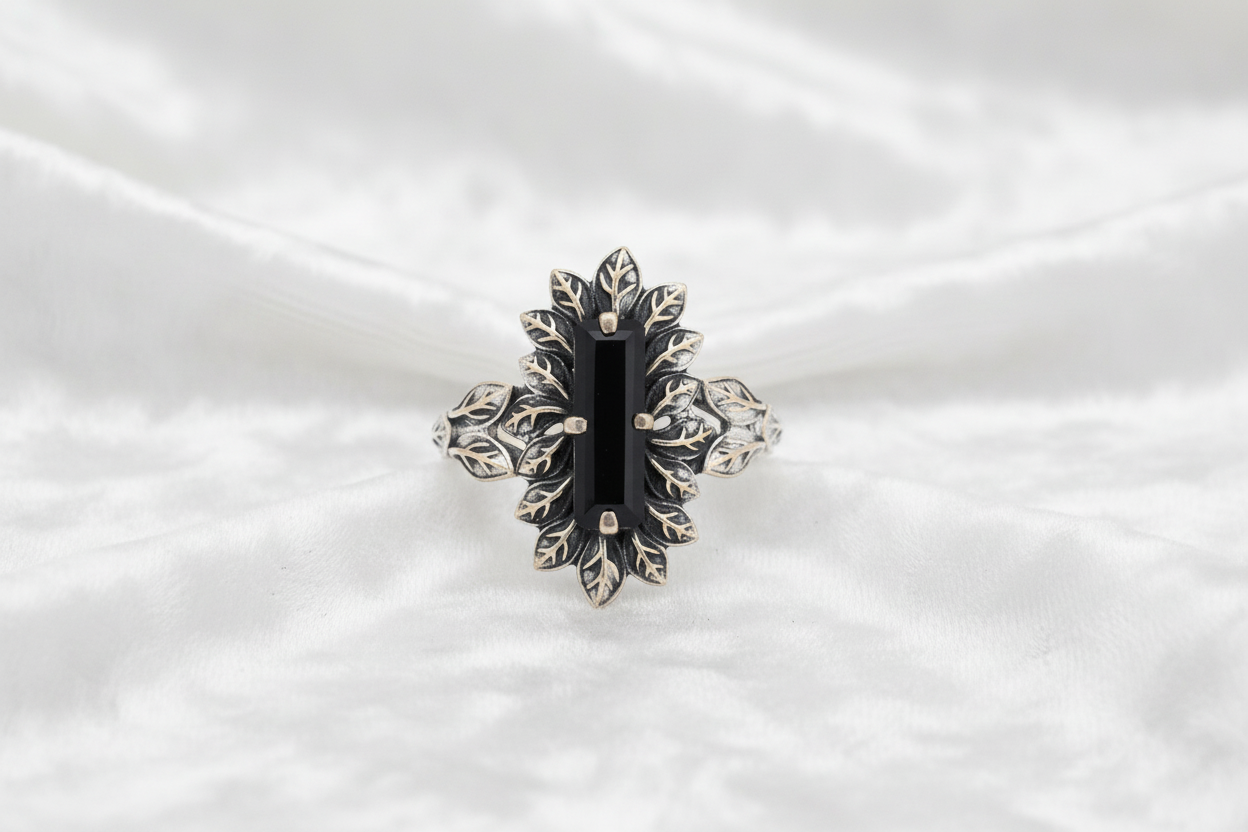 Veronica Onyx Ring